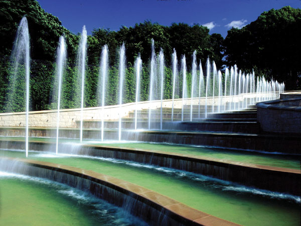 Alnwick Garden & Lindisfarne