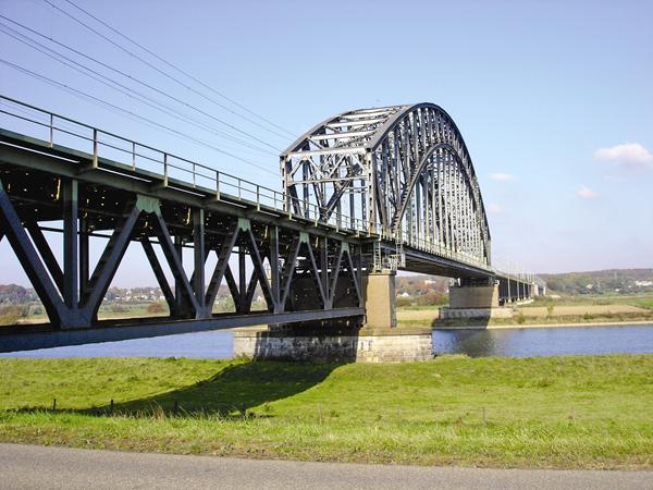 WW2 Battlefields - Arnhem & the Rhine Crossings
