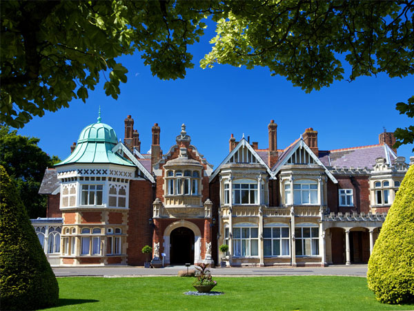 Enigma - The Code Breaker Station, Bletchley Park