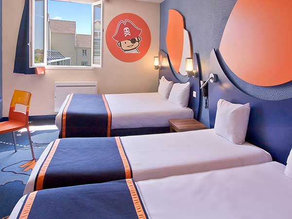 Explorers Hotel - Family Room