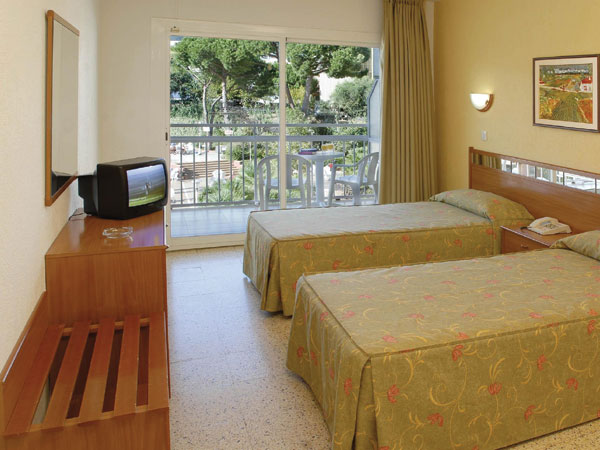 Hotel President - typical bedroom