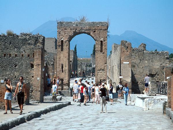 Pompeii & Vesuvius