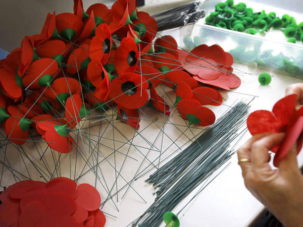 Poppy Factory Tour - including lunch