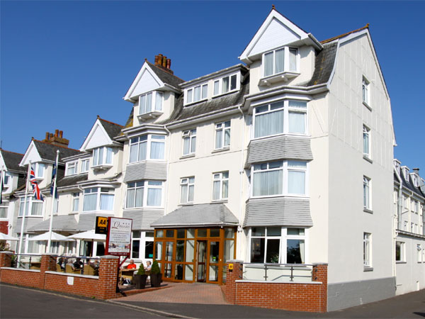 Queens Hotel