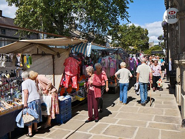 Skipton Market & Cruise